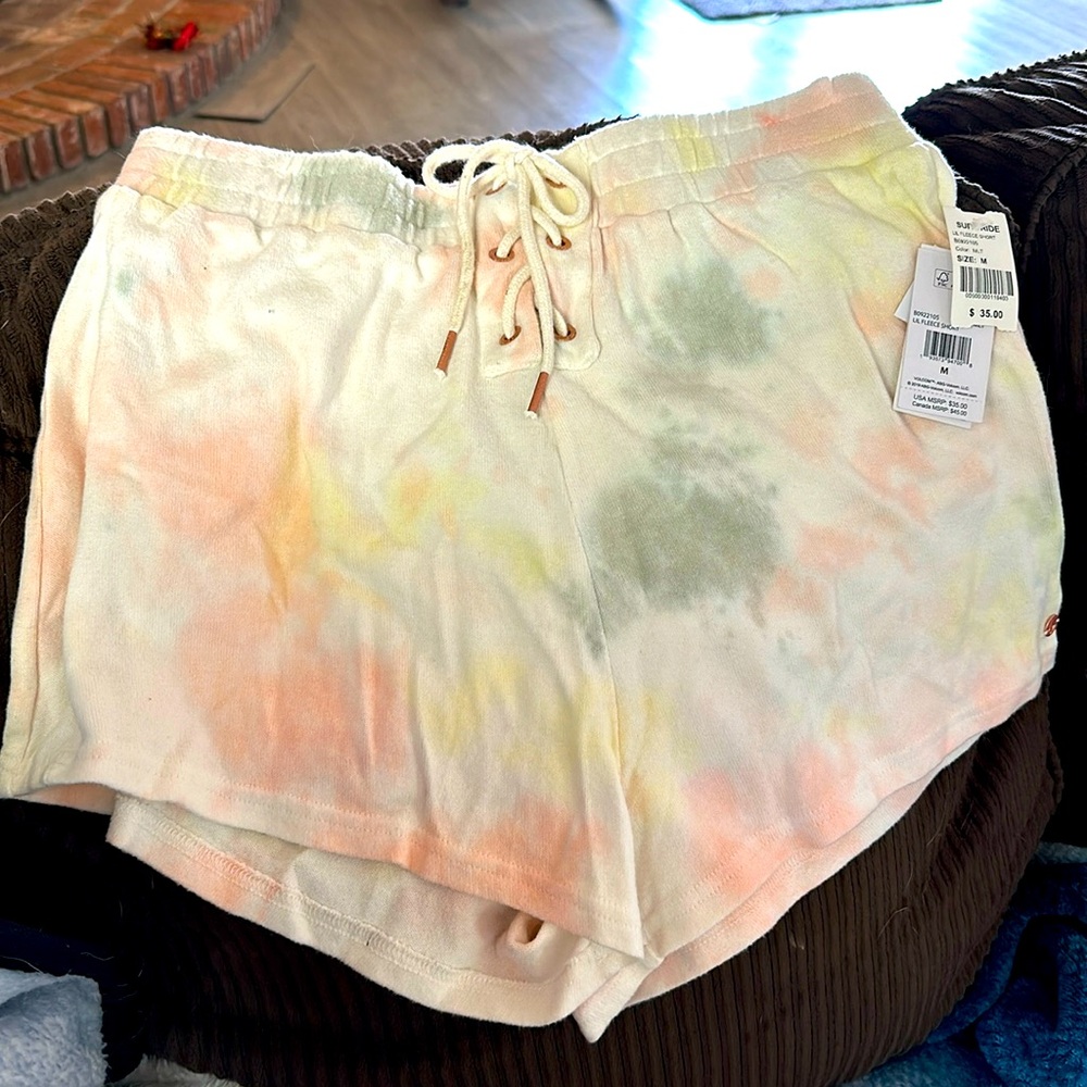 Volcom shorts